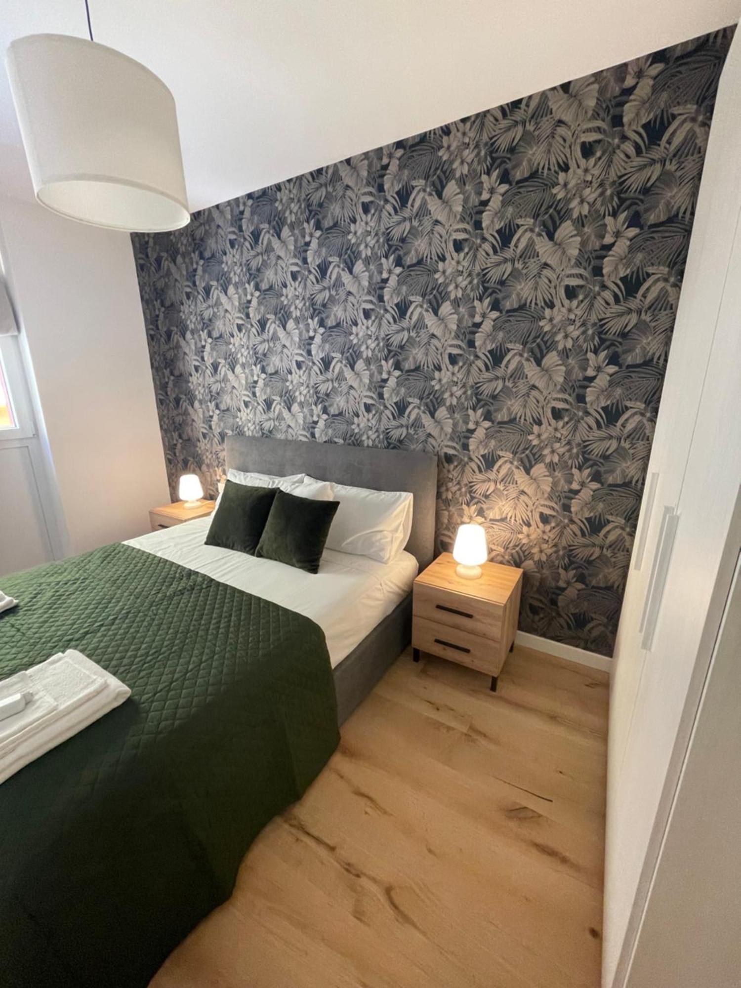 Le Vie Del Vento - Porto Vecchio - New! *